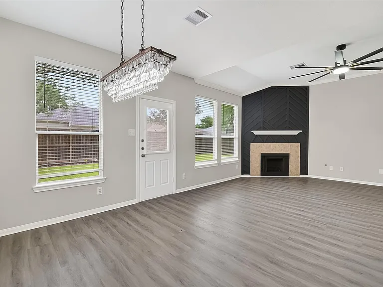 16311 Yabbie Dr — Photo 10