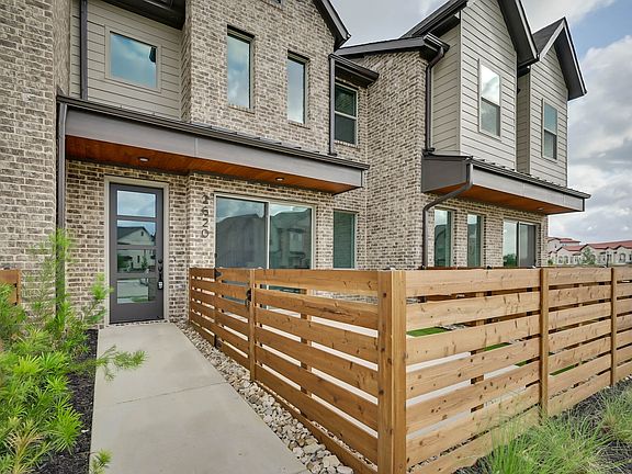 4th image of 2620 La Cala Dr