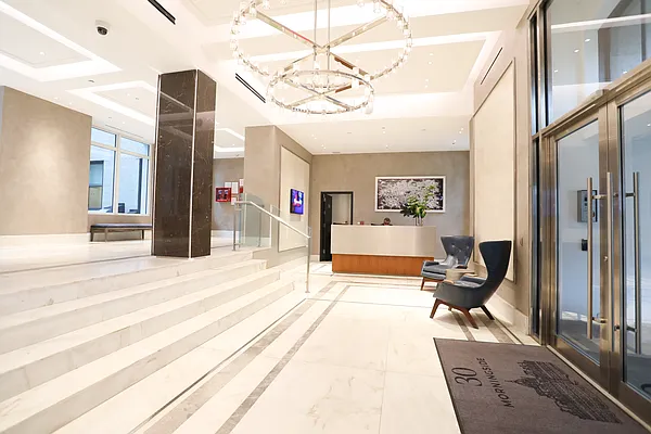 Rented by DelShah Capital LLC | media 17