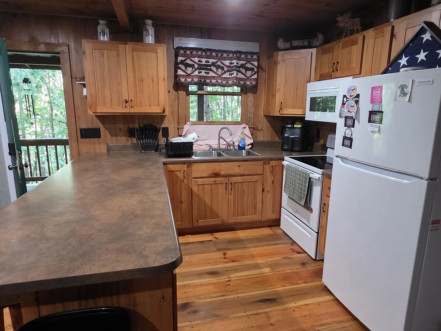 Studio, 480 sqft, $1,050 — Photo 2