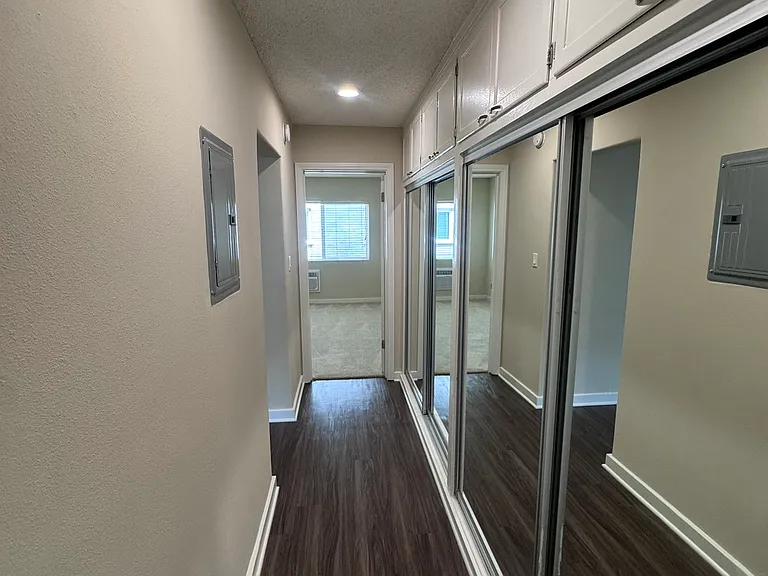 1550 Woodruff Ave #4 — Photo 9