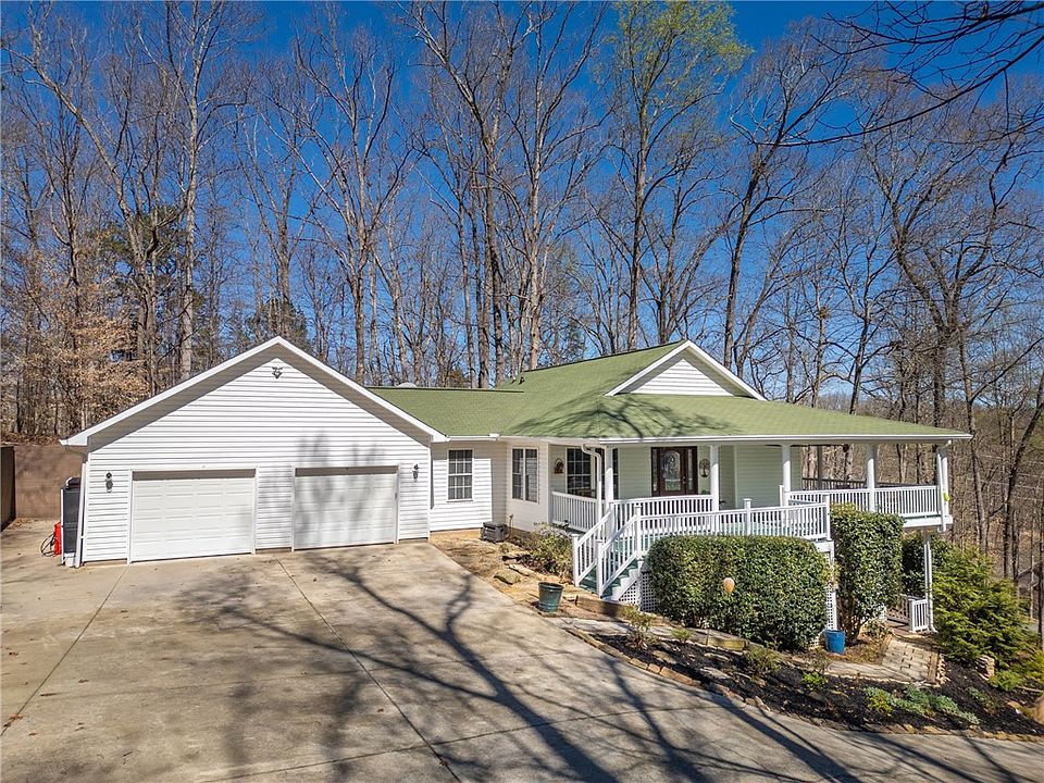 1st image of 204 Riverlake Rd