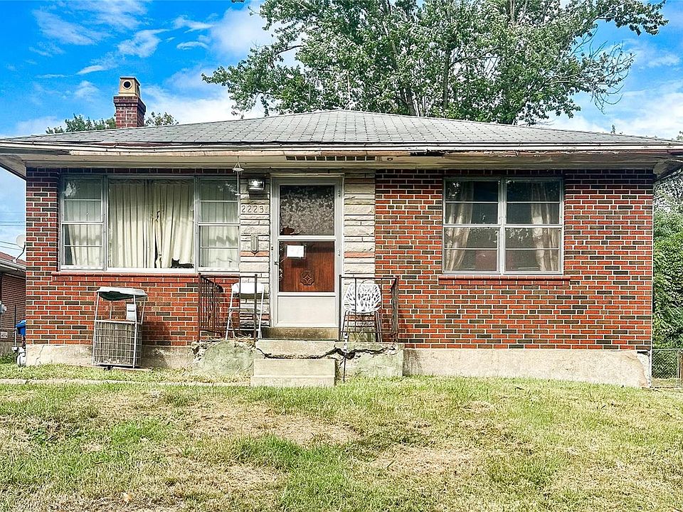 1st image of 2223 Switzer Ave