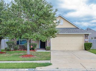 4039 Basswood Dr, Dickinson, TX 77539