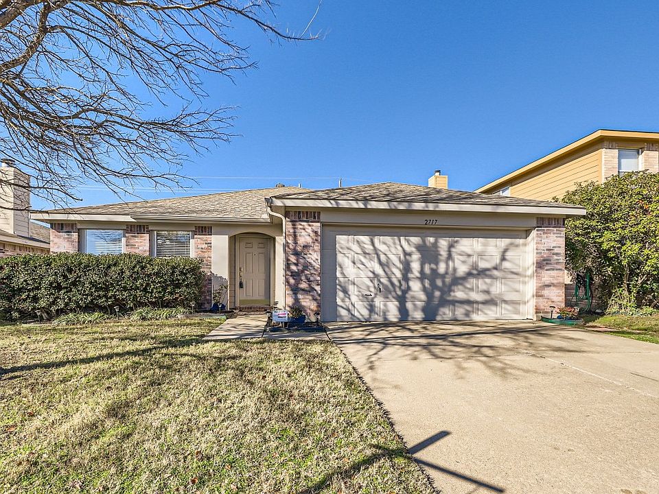 1st image of 2717 Terrace Dr
