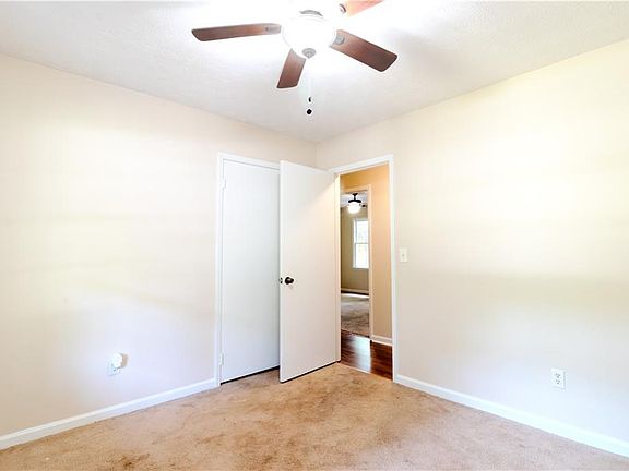5th image of 2456 Verner Rd