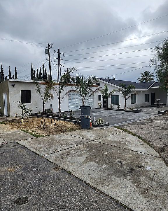 2nd image of 13753 Gladstone Ave