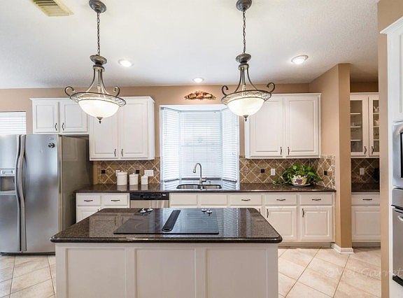 5th image of 2131 Morning Park Dr