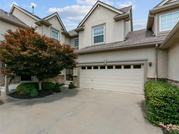 9838 Nieman Pl, Overland Park, KS 66214