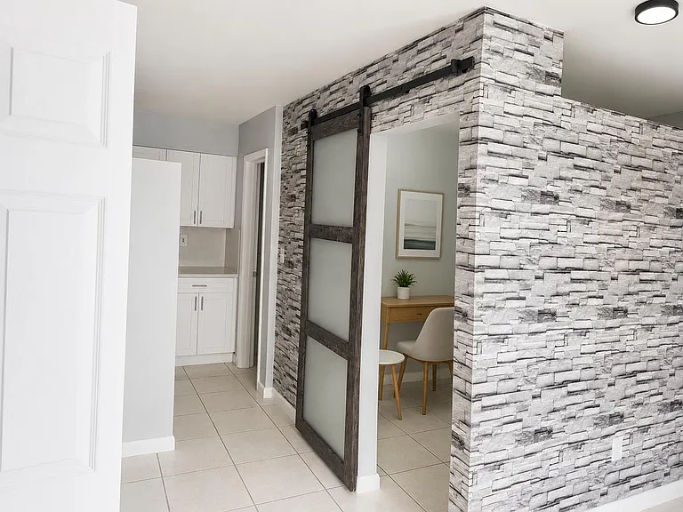7221 Venetian St #6 — Photo 5