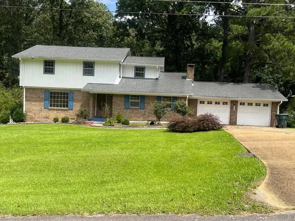 205 Forest Ln, Jasper, AL 35501