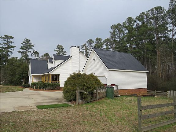 5th image of 479 Morgan Valley Rd