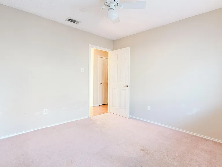 6825 Longleaf Ln — Photo 14