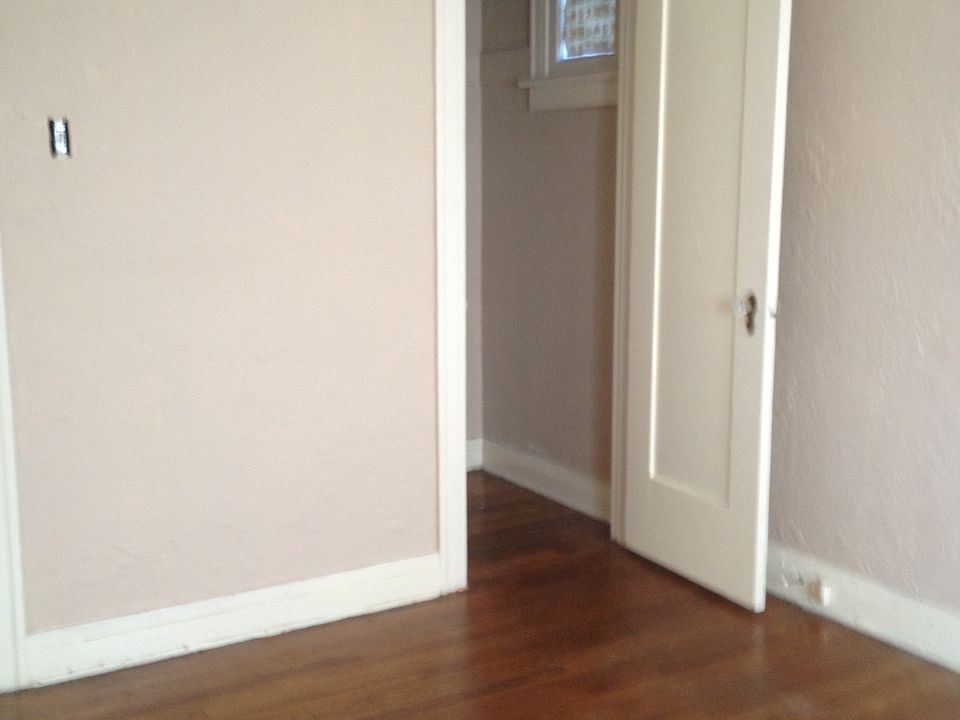 Back bedroom