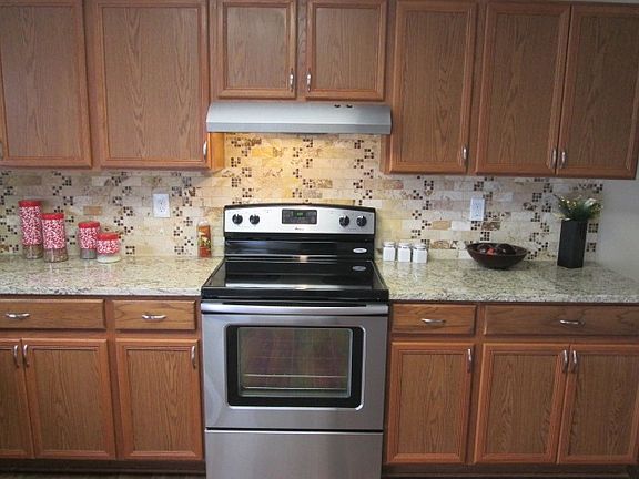 4th image of 1407 Sunbend Fls