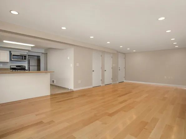 Engine House Apartments, 1518 5th Ave W APT E, Seattle, WA 98119