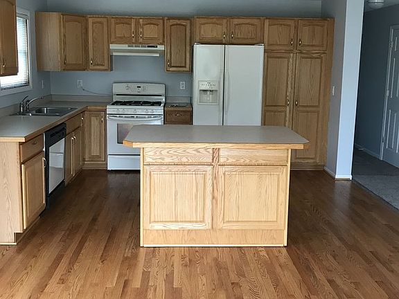 2nd image of 5048 Osworth Ct