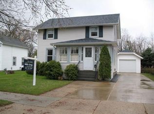 718 S Fremont St, Janesville, WI