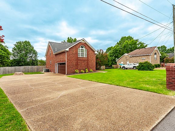 4th image of 117 Waterford Way