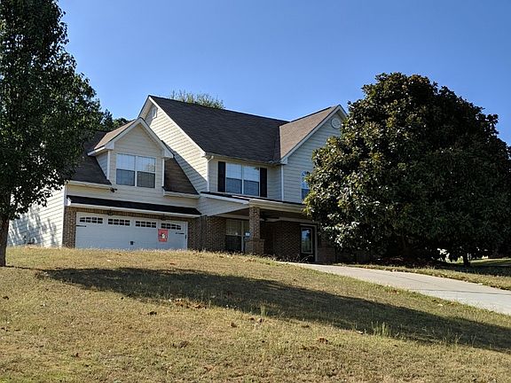 3rd image of 126 Barrington Pkwy
