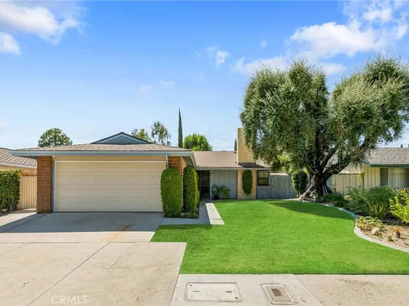 8341 Ducor Ave, Canoga Park, CA 91304