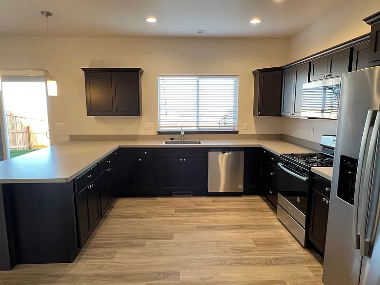 2021 Windjammer Way #B — Photo 19