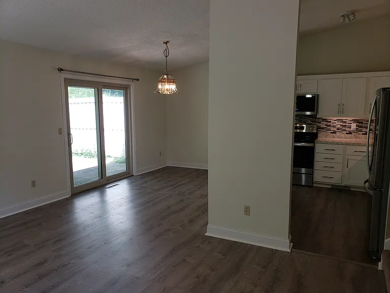 4501 Aspenwood Trl — Photo 3