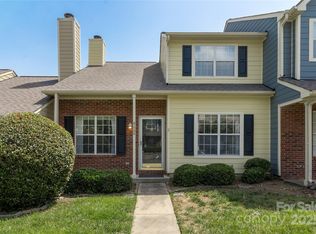 9006 Four Mile Creek Rd, Charlotte, NC 28277