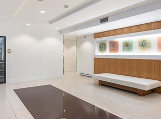 1055 Homer St #1102, Vancouver, BC V6B1G3