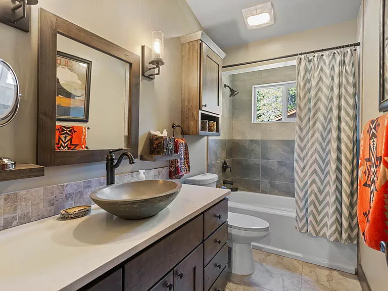 7026 Bellevue Ave — Photo 34