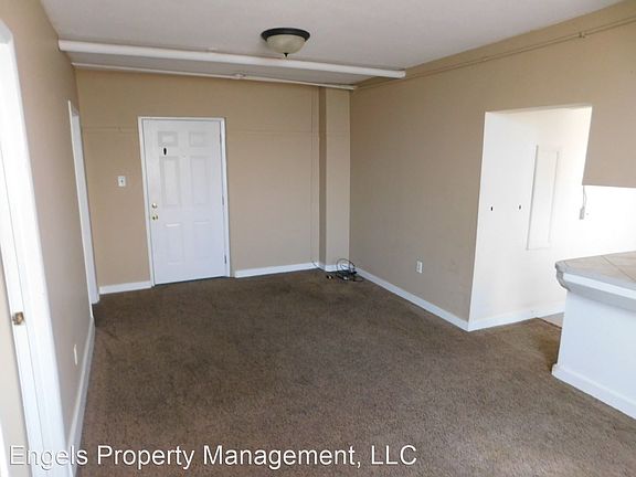 4th image of 924 N Topeka St APT 206