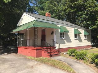 2243 Greenwood St, Savannah, GA 31404