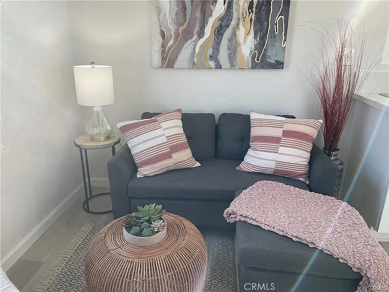 10098 Campbell Ave #4 — Photo 12