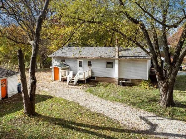 2815 Woodward St, Portage, IN 46368