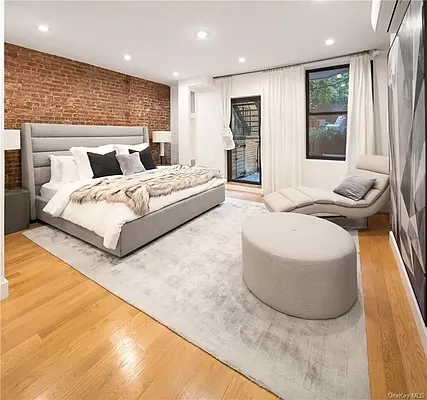 Rented by JRS Realty Management LLC | media 17