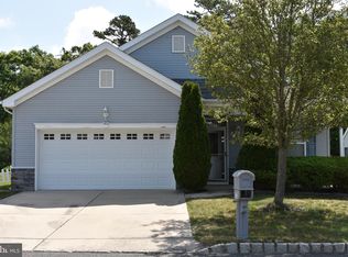 102 Briarwood Dr, Little Egg Harbor, NJ 08087