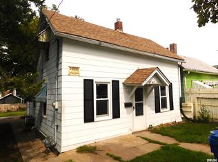 617 4th Ave, Moline, IL 61265