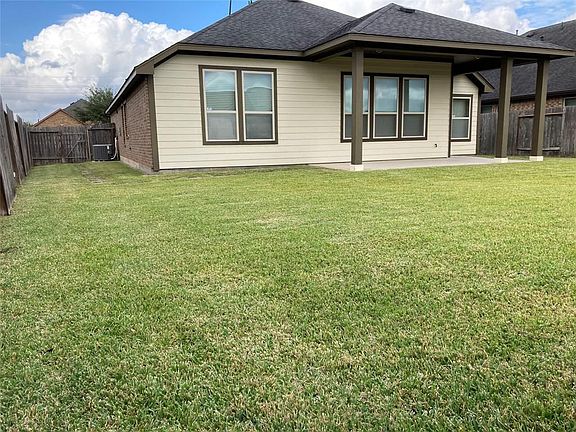 2nd image of 19207 Cannon Hills Ln
