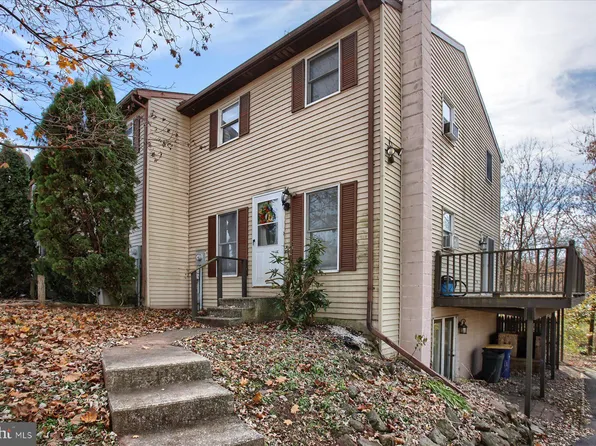 120 White Dogwood Dr, Etters, PA 17319