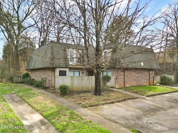 9116 Woodpark Ln, Knoxville, TN 37923