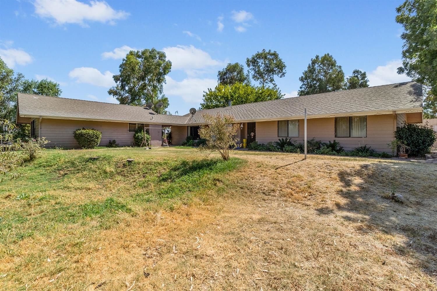 23721 E Clayton Ave, Reedley, CA 93654 Zillow