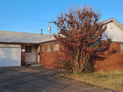 6511 E 26th Ct S, Tulsa, OK, 74129