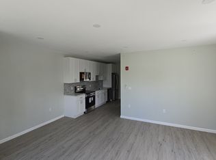 6035 Germantown Ave #3F, Philadelphia, PA 19144