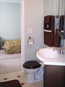 5th image of 4011 43rd St