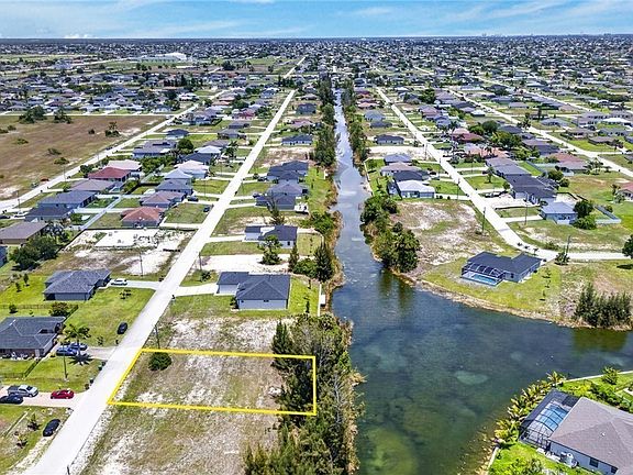 4th image of 2108 NW 21st St