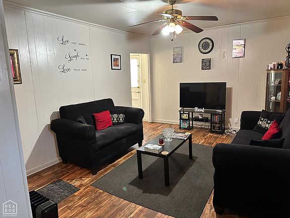 4th image of 612 McLain St