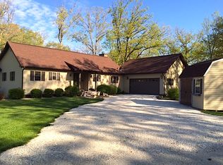12749 Soaring Eagle Ln, Plainview, IL 62685