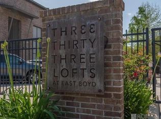 333 E Boyd Dr #17, Baton Rouge, LA 70808