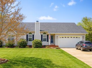 2540 Hill Top Dr, Salisbury, NC 28147