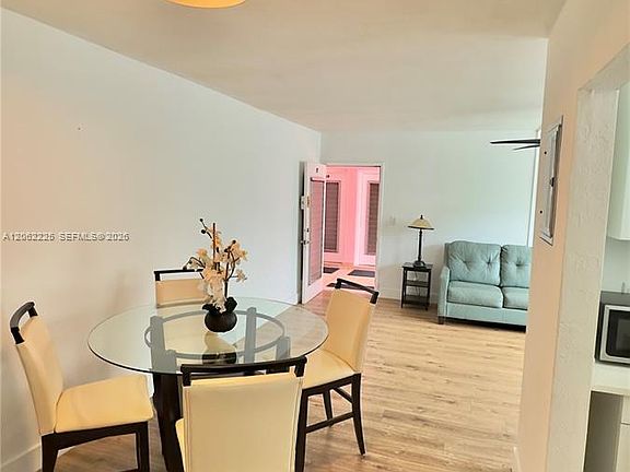 3rd image of 700 Bayshore Dr APT 17